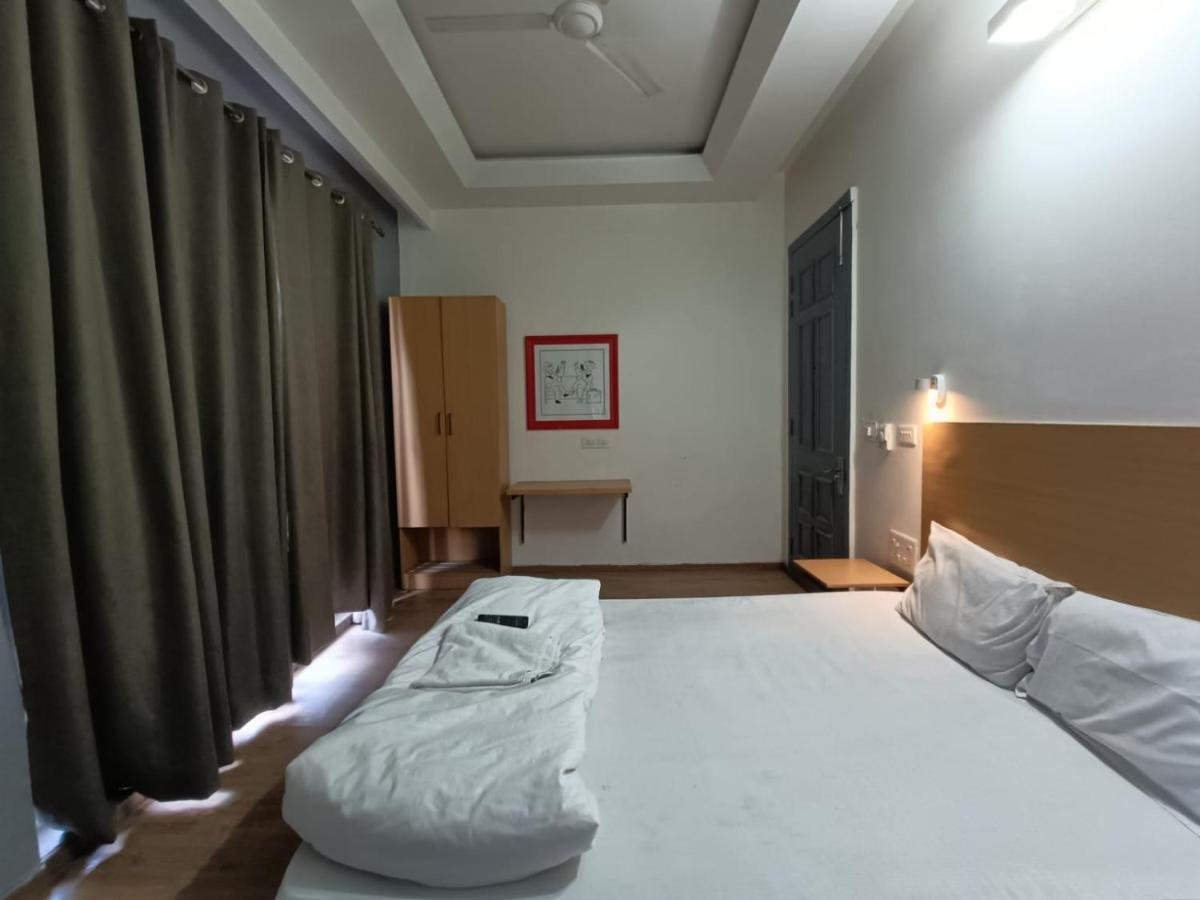 Fabhotel Sky Land Delhi  Exterior photo