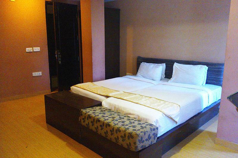 Fabhotel Sky Land Delhi  Exterior photo